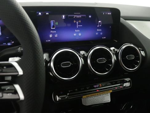 New 2026 Mercedes-Benz GLA 250 image 6