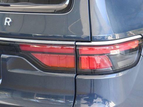 Used 2022 Jeep Wagoneer Series II AWD/4WD image 7