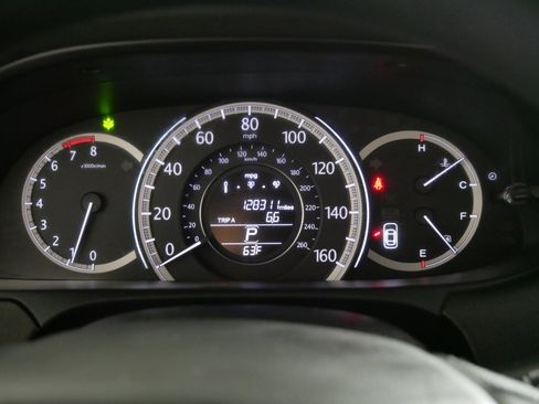 Used 2013 Honda Accord EX image 21