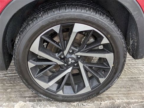 Used 2022 Mitsubishi Outlander SE image 26
