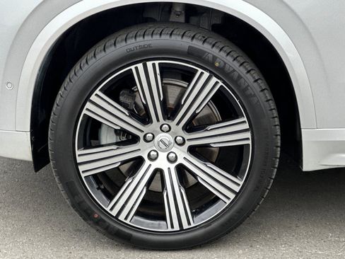 Certified 2022 Volvo XC90 T8 Inscription w/ Advanced Package image 12