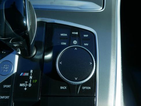 Used 2021 BMW X5 M50i w/ Dynamic Handling Package image 27