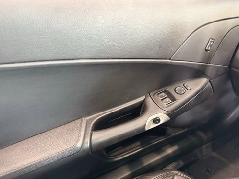 Used 2013 Chevrolet Corvette Coupe w/ Roof Package image 29