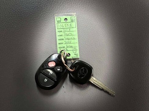 Used 2014 Toyota Sequoia Platinum image 55