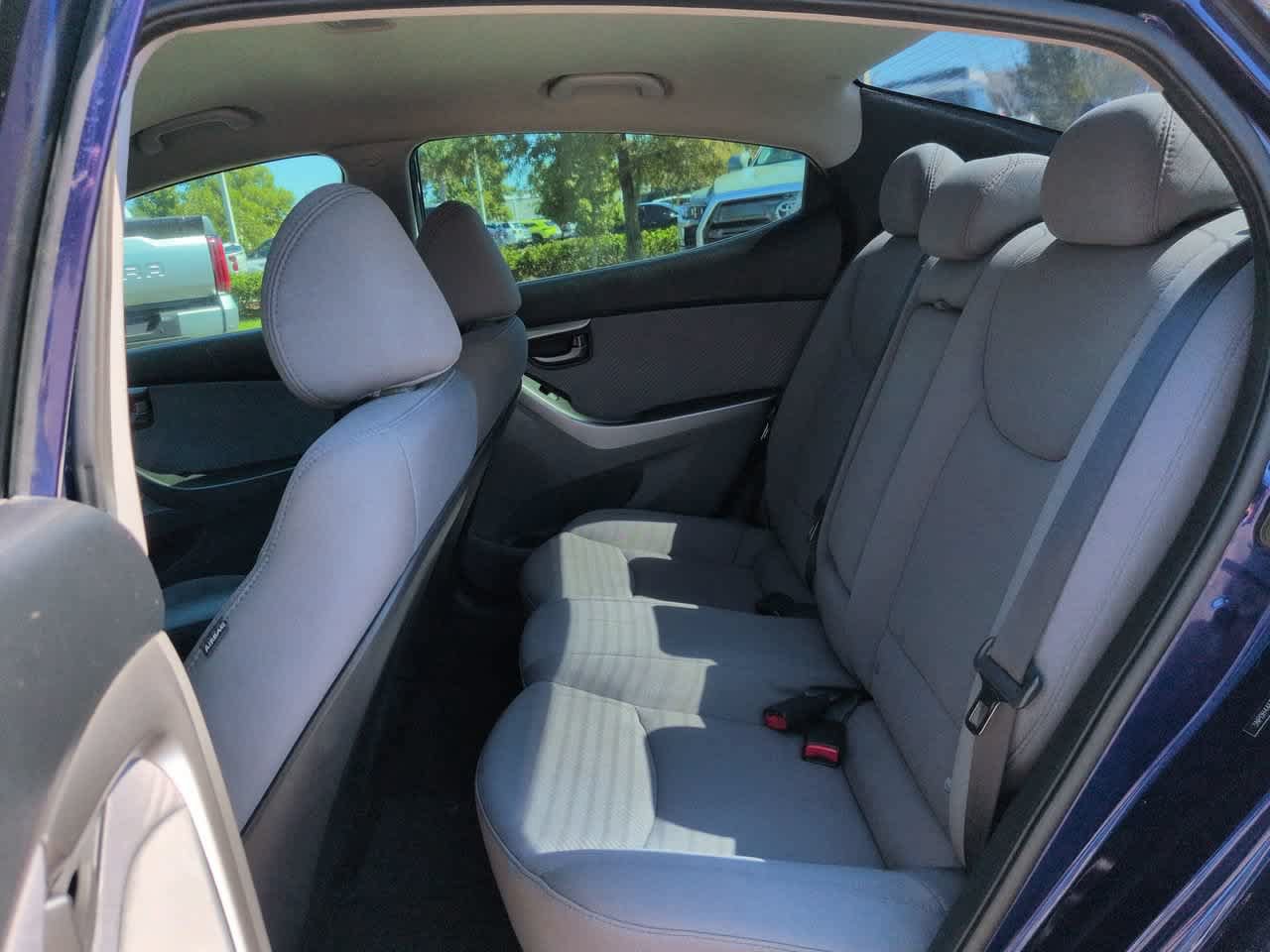 Used 2013 Hyundai Elantra GLS w/ Preferred Pkg FWD image 13