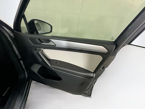 Used 2022 Volkswagen Tiguan S FWD image 31