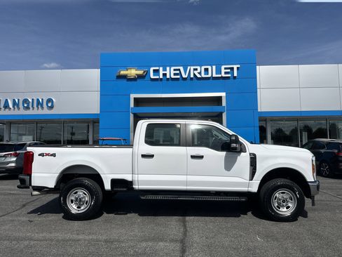 Used 2024 Ford F350 XL w/ Snow Plow Prep Package AWD/4WD image 1