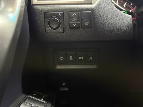 Used 2023 Lexus GX 460 Premium AWD/4WD image 17