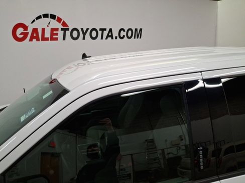 Used 2019 Ford F150 XLT w/ Equipment Group 302A Luxury image 6