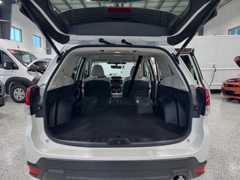 Used 2024 Subaru Forester Premium AWD/4WD image 10