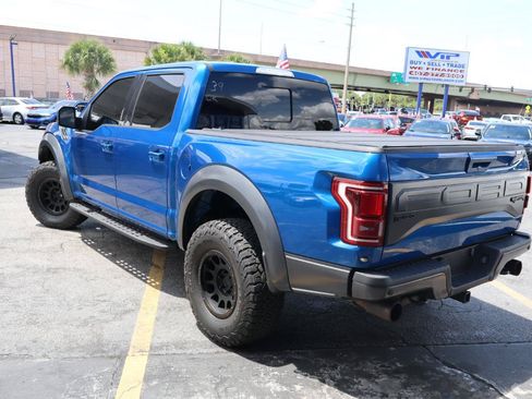 Used 2017 Ford F150 Raptor w/ Equipment Group 802A Luxury AWD/4WD image 5