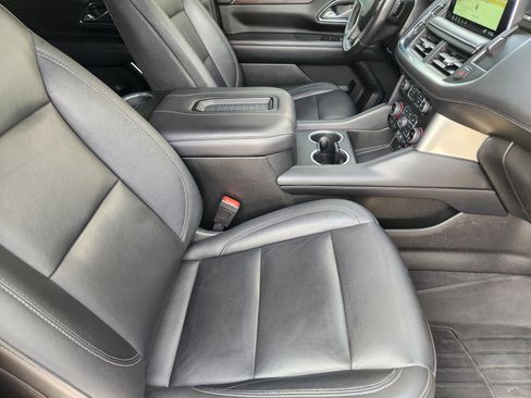 Used 2021 Chevrolet Suburban Z71 w/ Rear Media and Nav Package image 14