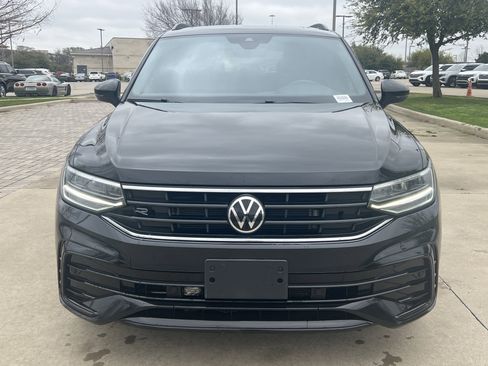Certified 2023 Volkswagen Tiguan SE R-Line image 3