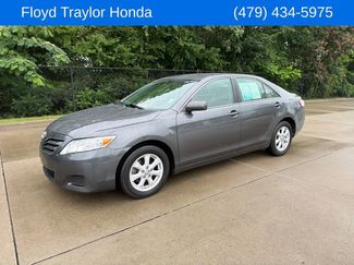 Used 2010 Toyota Camry LE FWD video 1