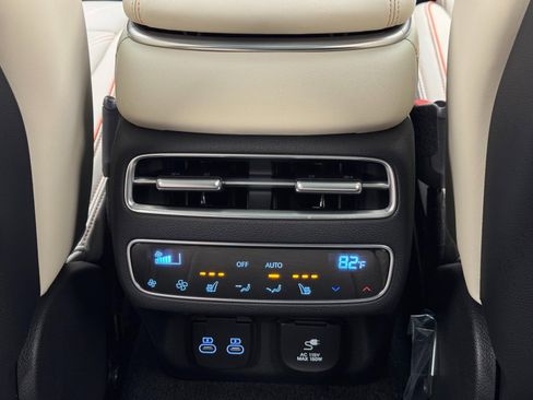 Used 2026 Genesis GV70 3.5T Sport Prestige image 37