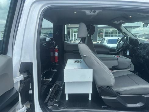 Used 2017 Ford F150 XL w/ Equipment Group 101A Mid RWD image 25