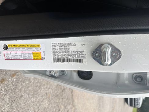 Used 2024 Honda Civic EX-L image 24