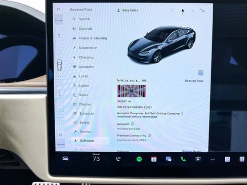 Used 2021 Tesla Model S Plaid image 20