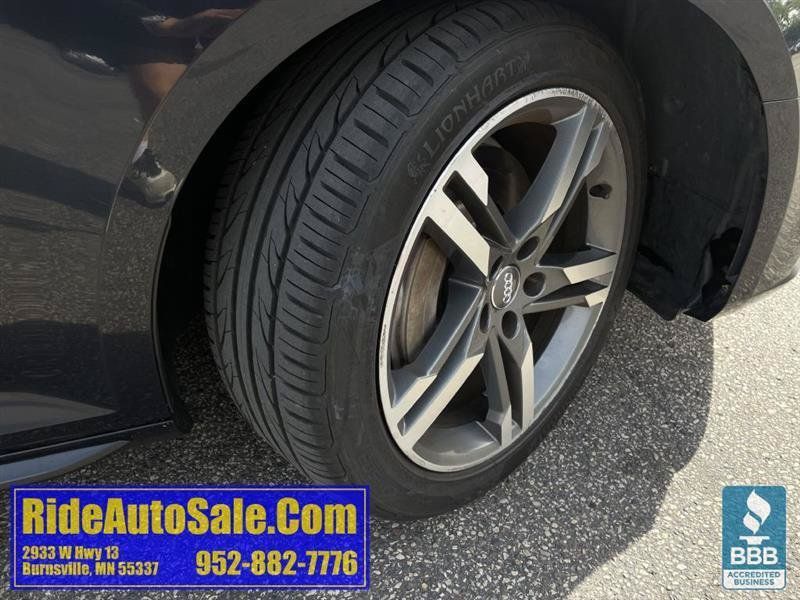 Used 2017 Audi A4 2.0T Premium Plus w/ Premium Plus Package AWD/4WD image 28