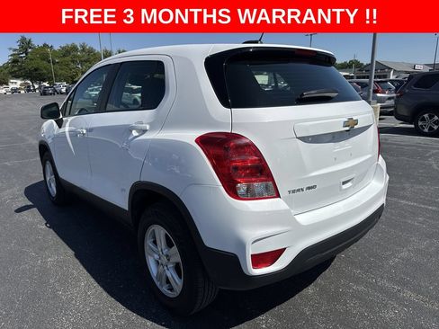 Used 2017 Chevrolet Trax LS AWD/4WD image 27