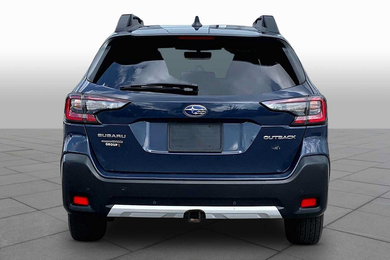 Certified 2024 Subaru Outback Limited AWD/4WD image 4