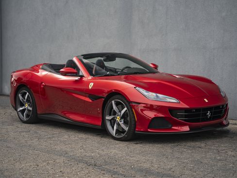 Used 2023 Ferrari Portofino M image 7
