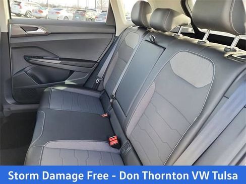 New 2026 Volkswagen Taos SE AWD/4WD image 15