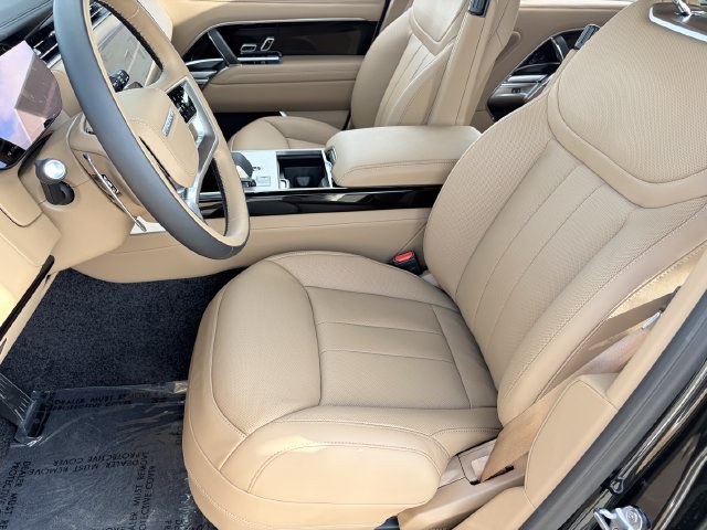 New 2026 Land Rover Range Rover Long Wheelbase SE AWD/4WD image 6