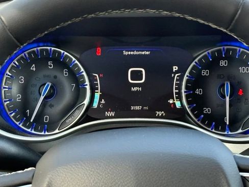 Used 2024 Chrysler Pacifica Touring-L w/ Road Tripper Package AWD/4WD image 16