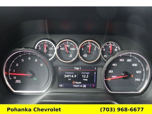 Used 2021 Chevrolet Suburban Z71 image 9