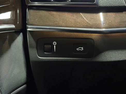 Used 2017 Volvo XC90 T6 Momentum w/ Vision Package AWD/4WD image 34