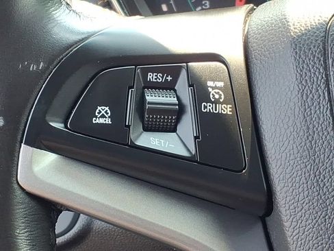 Used 2018 Chevrolet Trax LT w/ LT Convenience Package AWD/4WD image 12