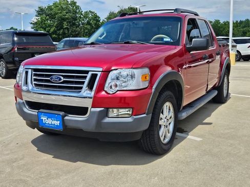 Used 2010 Ford Explorer Sport Trac XLT RWD image 2