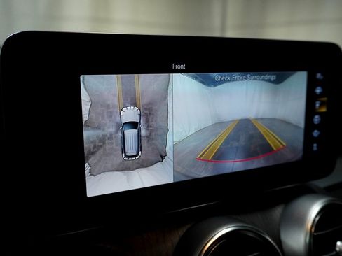 Used 2022 Mercedes-Benz GLC 300 4MATIC image 27