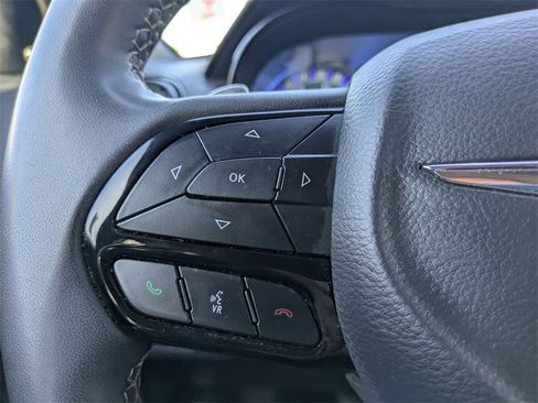 Used 2023 Chrysler 300 S image 22