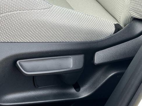 Used 2025 Toyota 4Runner SR5 RWD image 32