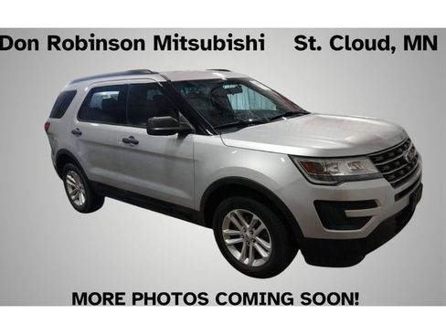 Used 2017 Ford Explorer 4WD image 1