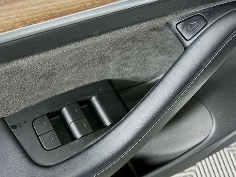 Used 2022 Tesla Model 3 image 15