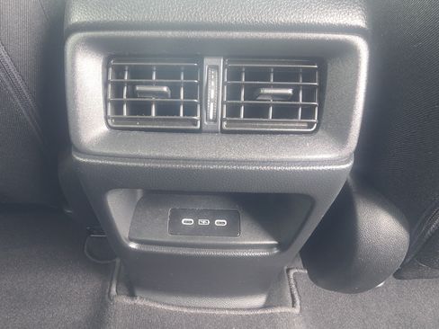 Used 2025 Honda CR-V EX image 15