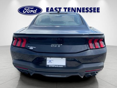 Used 2025 Ford Mustang GT Premium RWD image 4