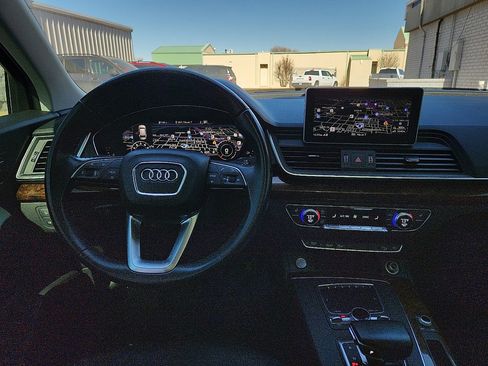 Used 2018 Audi Q5 2.0T Premium image 6