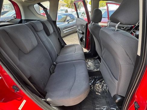 Used 2013 Honda Fit image 9