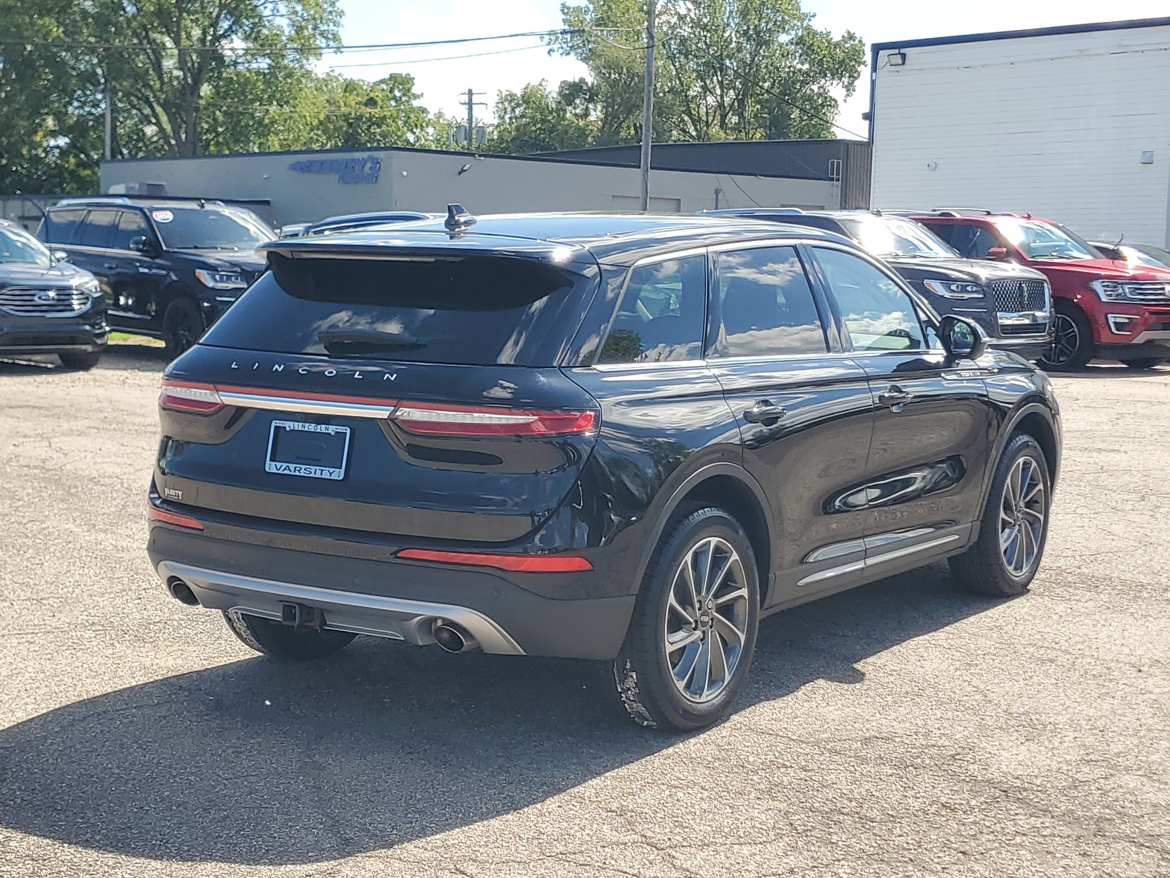 Certified 2024 Lincoln Corsair AWD w/ Equipment Group 101A image 6