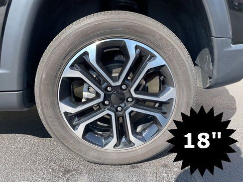 Certified 2022 Jeep Compass Limited image 7