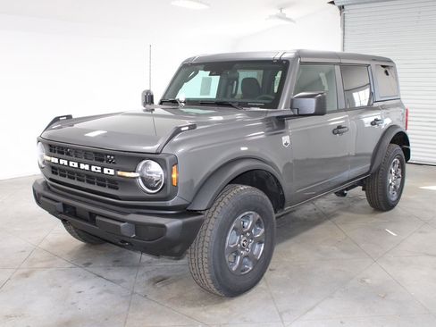 New 2026 Ford Bronco Big Bend image 3