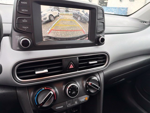 Used 2019 Hyundai Kona SE FWD image 16