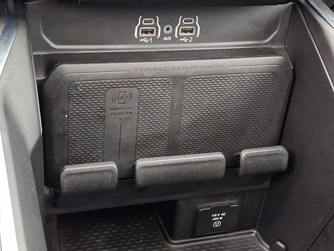 Used 2025 RAM 1500 Big Horn AWD/4WD image 25