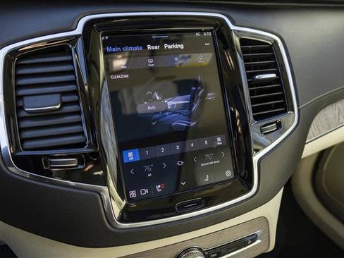 Used 2023 Volvo XC90 B6 Ultimate w/ Protection Package Premier AWD/4WD image 20