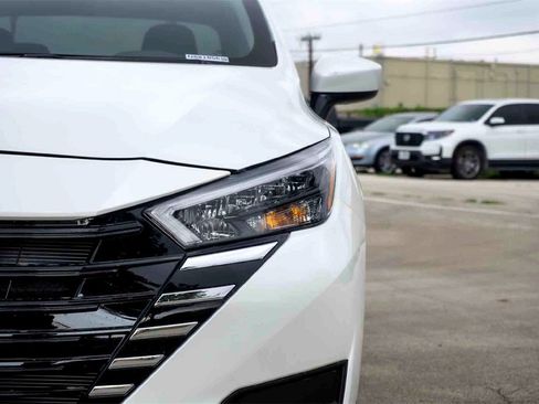 New 2025 Nissan Versa SV w/ Trunk Package image 7