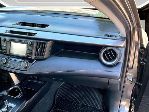 Used 2017 Toyota RAV4 XLE image 16